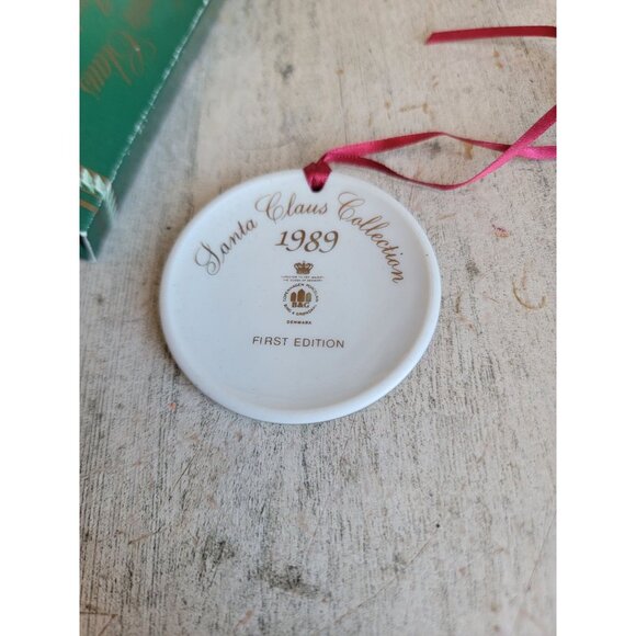 Denmark Copenhagen porcelain 1989 Santa Claus collection ornament Xmas - Picture 4 of 6